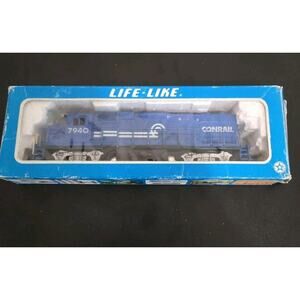 Life-Like - Ho - GP38-2 Conrail Locomotive #7940 - NOT TESTED